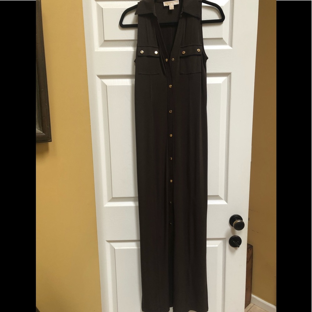 Michael Kors Long Brown Maxi Dress With Collar - Picture 2 of 5